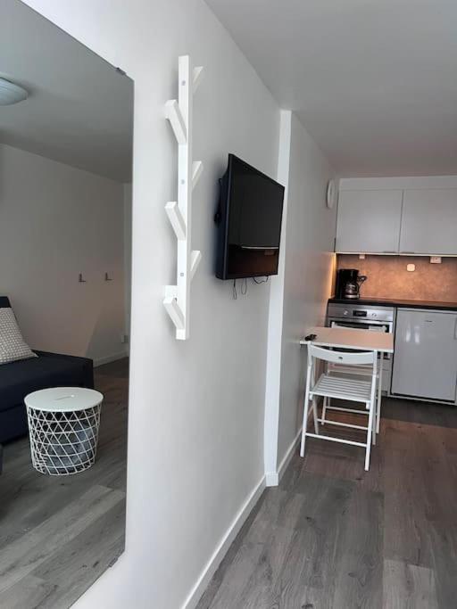 Apartmán Laegenhet Med Egen Ingang. Sundsvall Exteriér fotografie