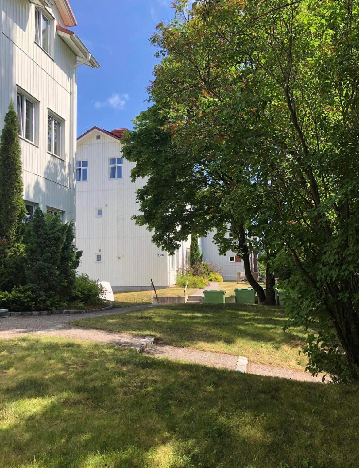 Apartmán Laegenhet Med Egen Ingang. Sundsvall Exteriér fotografie